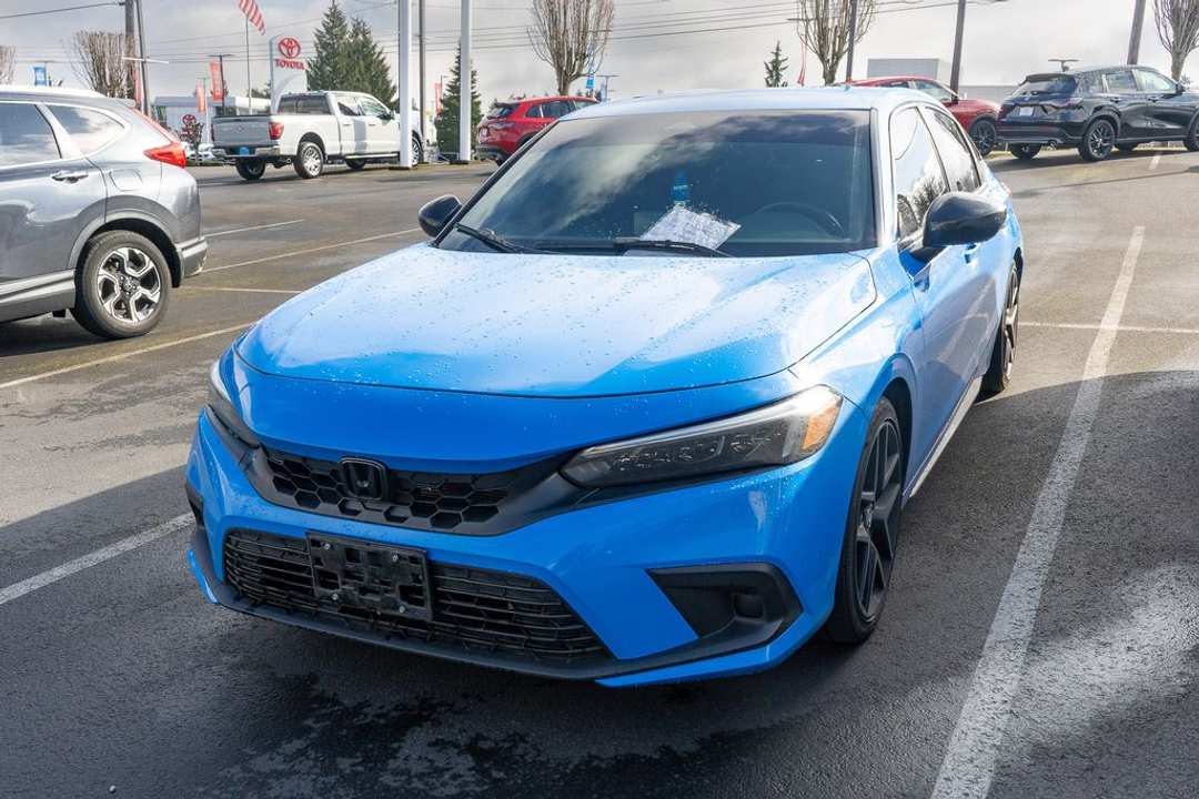 2023 Honda Civic Sport - Image 3