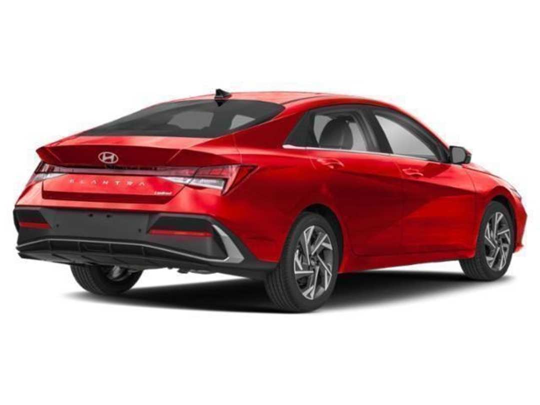 2026 Hyundai Elantra Limited - Image 3