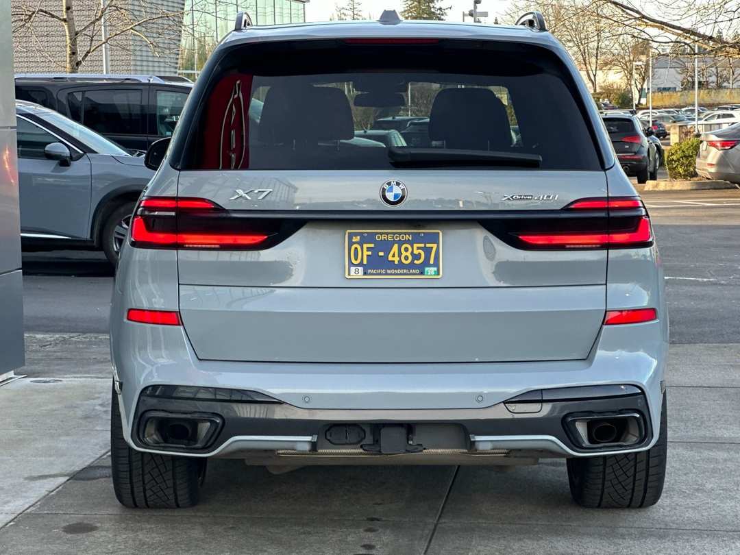 2024 BMW X7 xDrive40i - Image 4