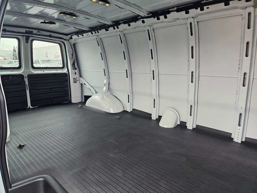2025 Chevrolet Express 2500 Work - Image 34