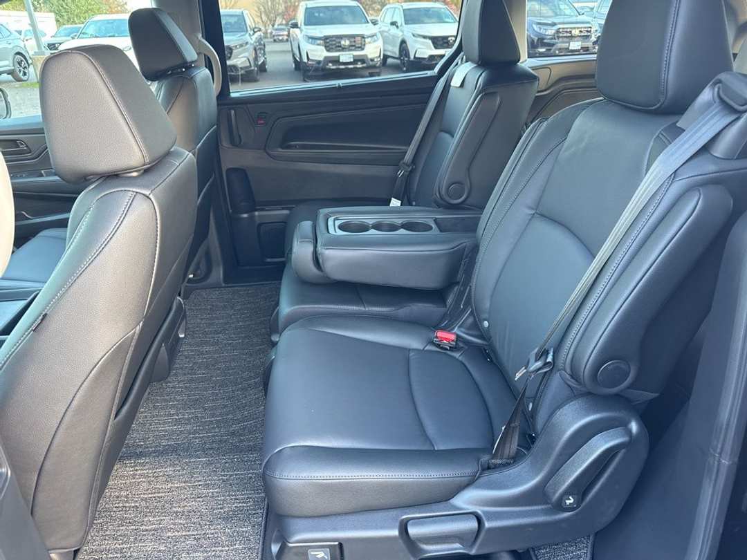 2026 Honda Odyssey EXL - Image 15