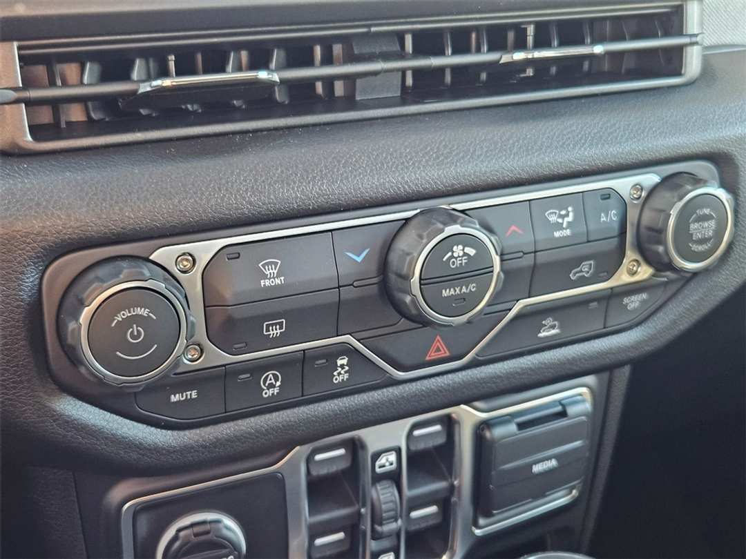 2026 Jeep Wrangler Sport - Image 23