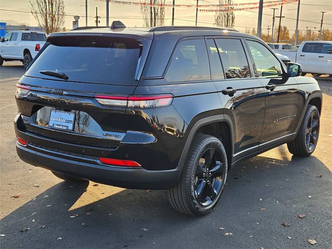 2025 Jeep Grand Cherokee Limited - Image 6