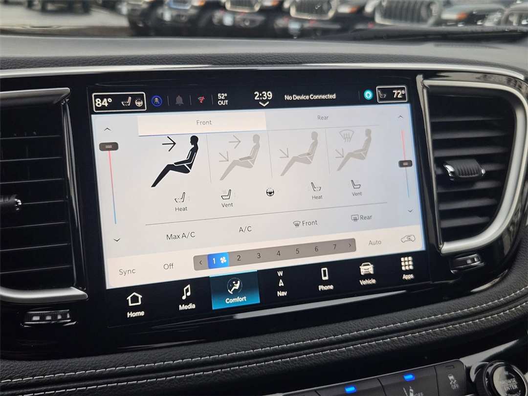 2026 Chrysler Pacifica Limited - Image 22