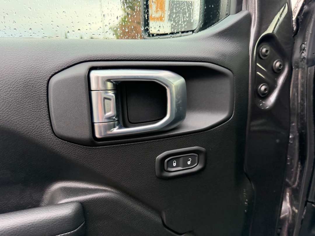 2026 Jeep Wrangler Sport - Image 13