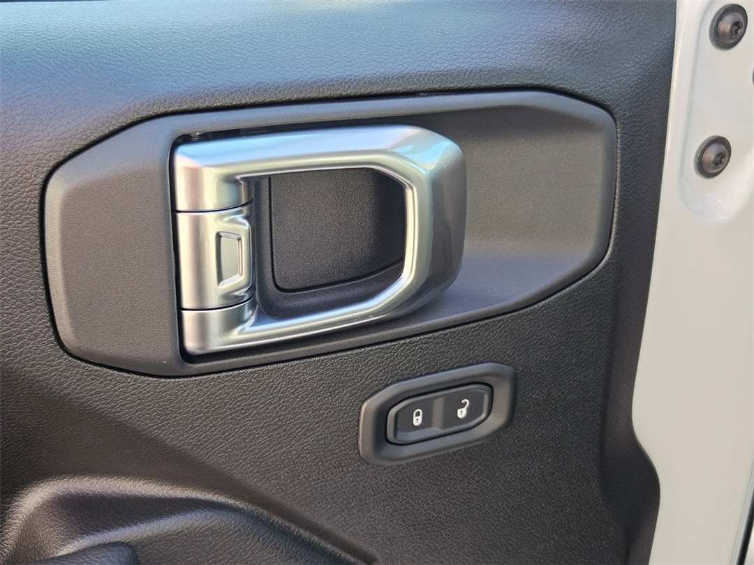 2026 Jeep Wrangler Sport - Image 11