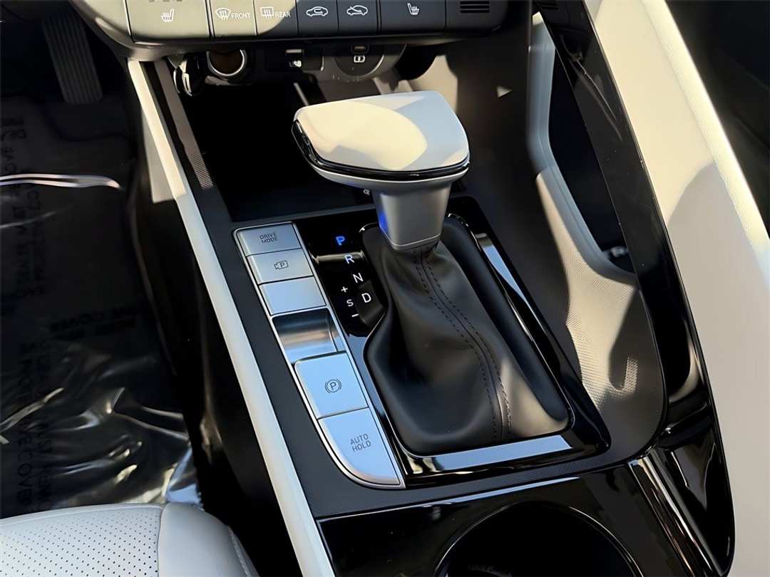 2026 Hyundai Elantra Limited - Image 26