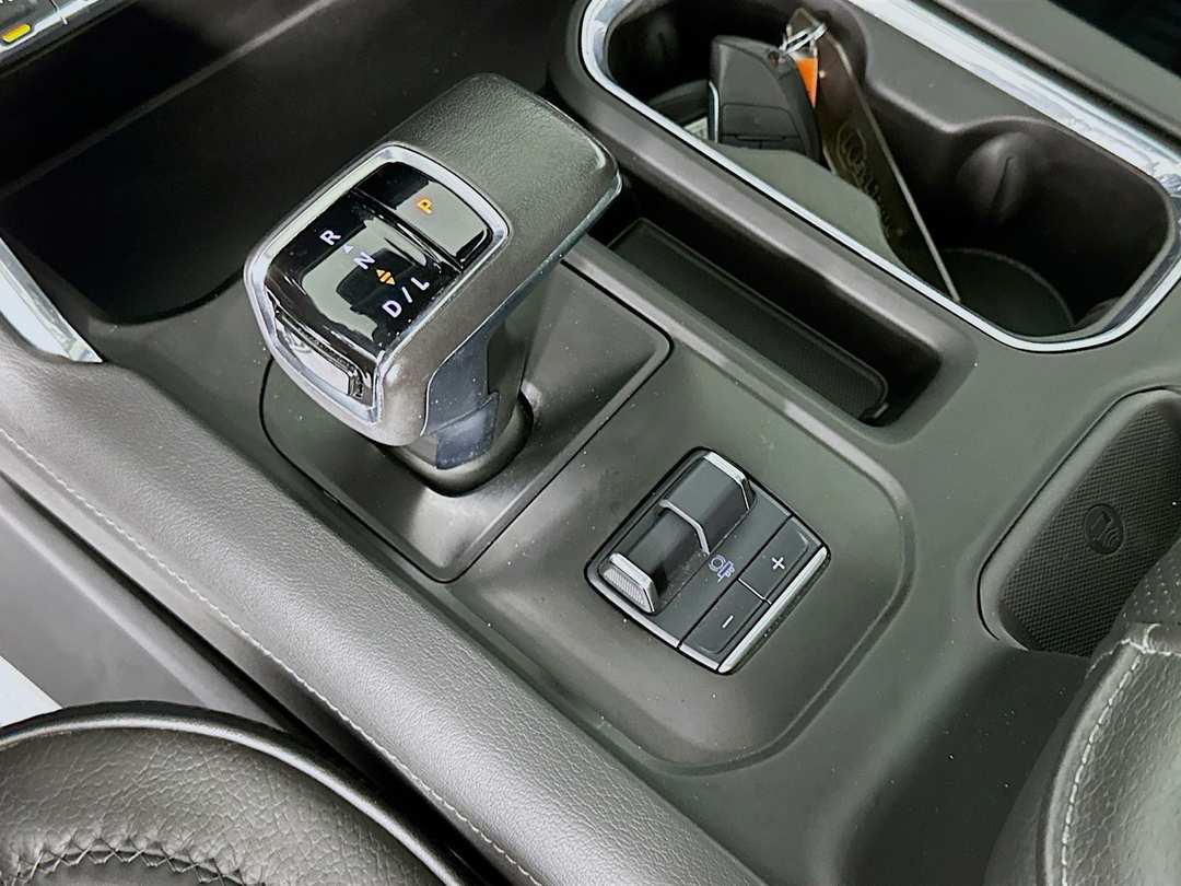 2022 GMC Sierra 1500 Denali - Image 18