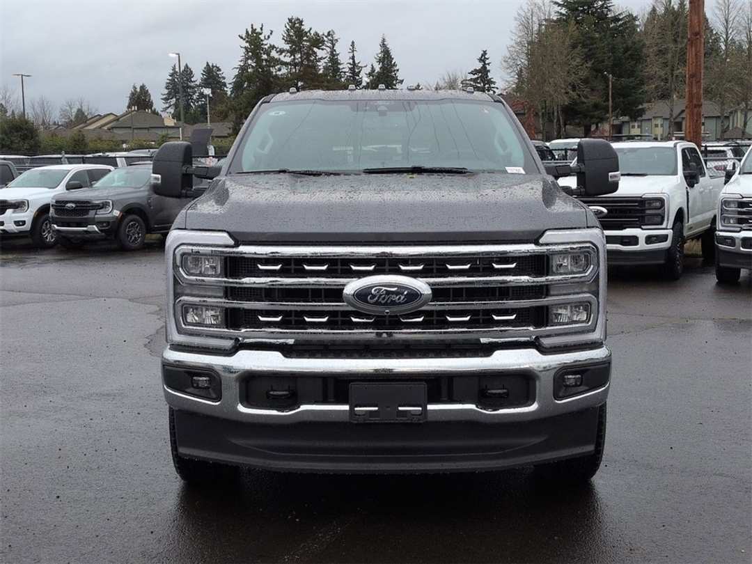 2026 Ford F-350Sd XLT - Image 8