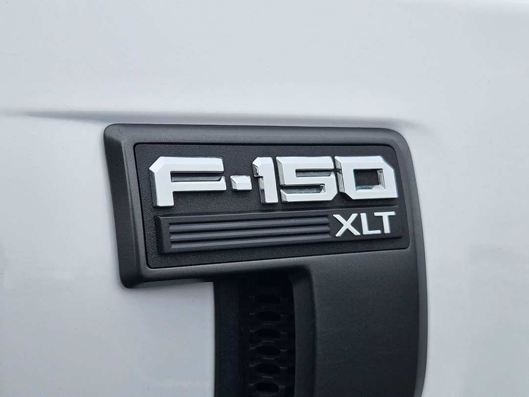 2022 Ford F-150 XLT - Image 32