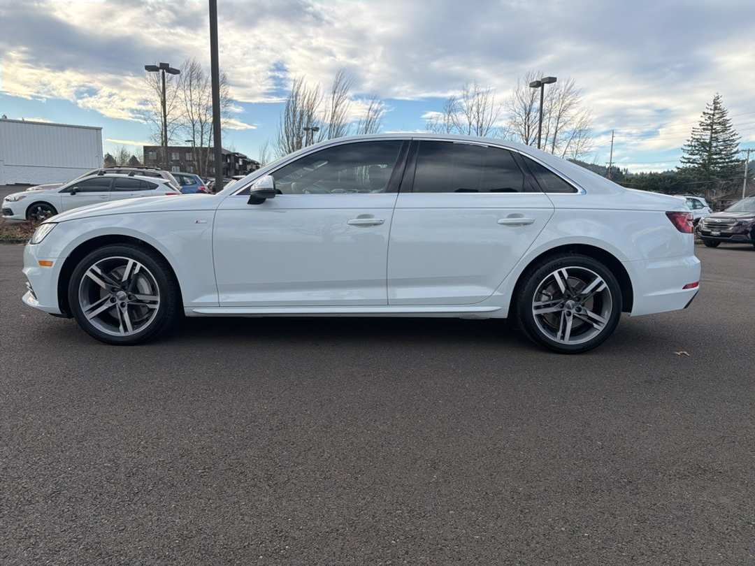 2018 Audi A4 2.0T Premium Plus - Image 4