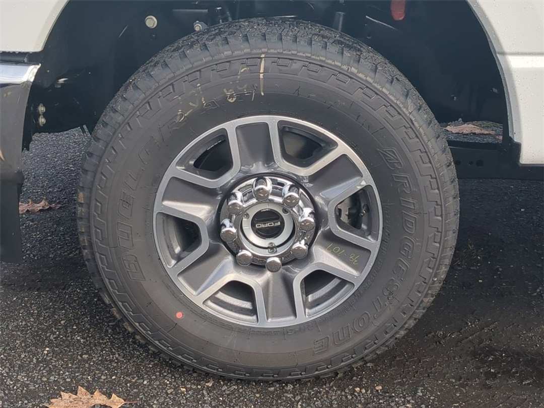 2026 Ford F-350Sd Lariat - Image 33