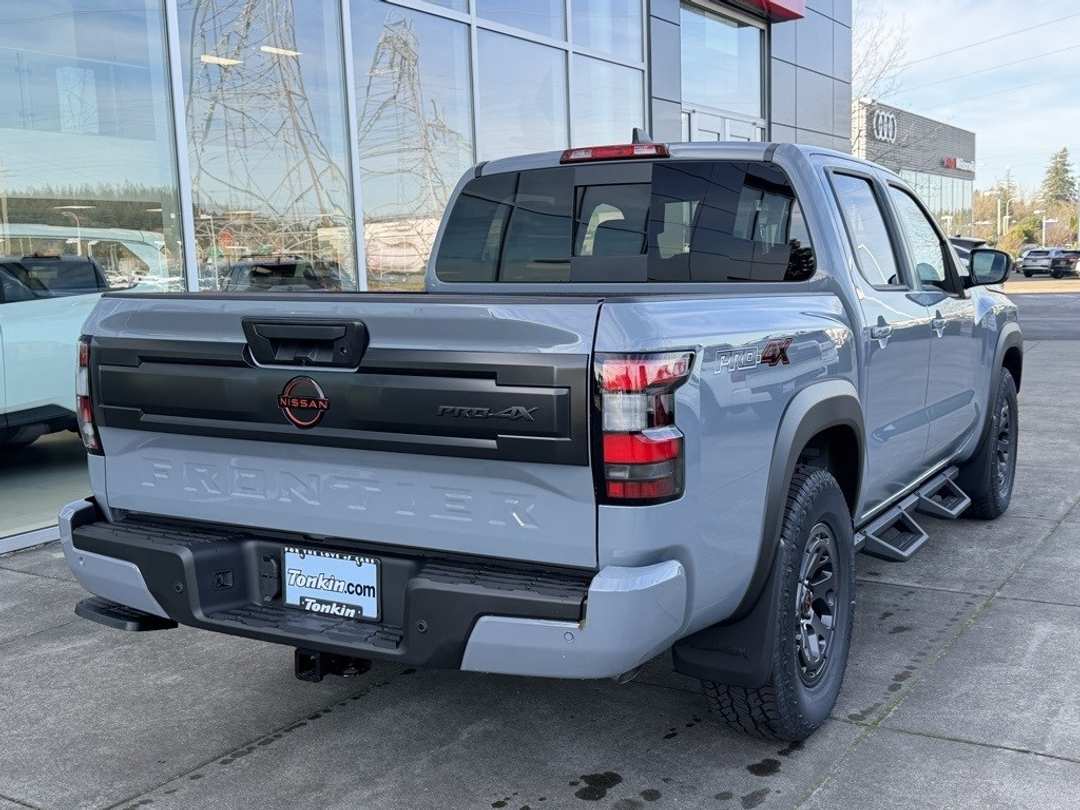 2026 Nissan Frontier PRO4X - Image 11