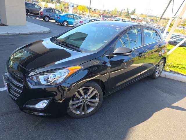 2016 Hyundai Elantra Gt Base