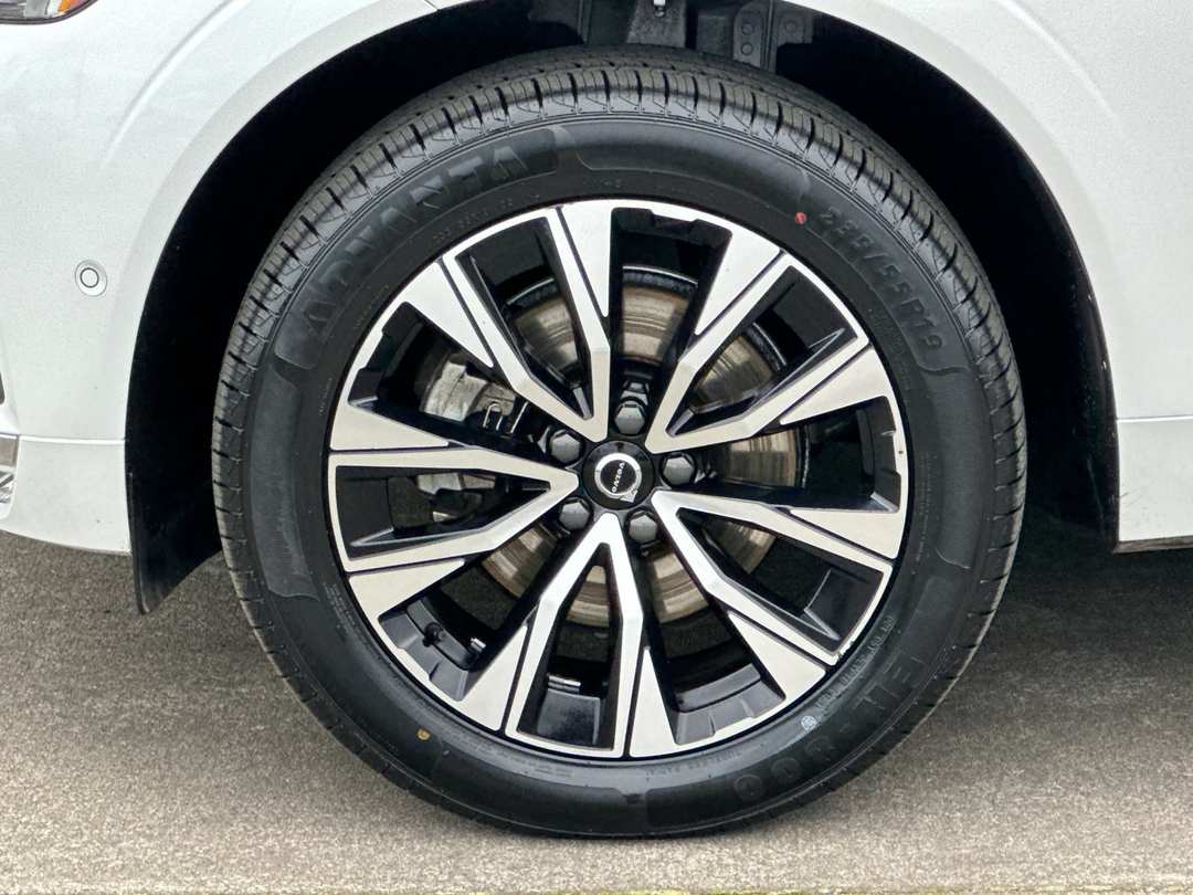 2023 Volvo Xc60 B5 Plus Bright Theme - Image 24