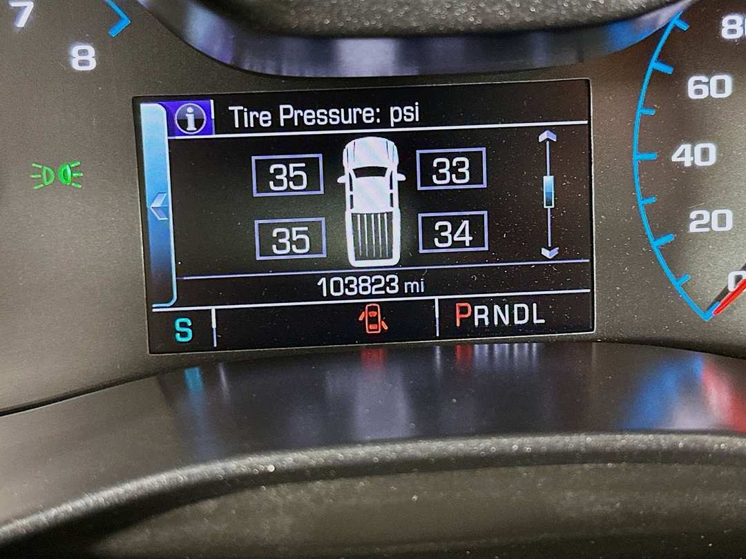 2018 Chevrolet Colorado Z71 - Image 13