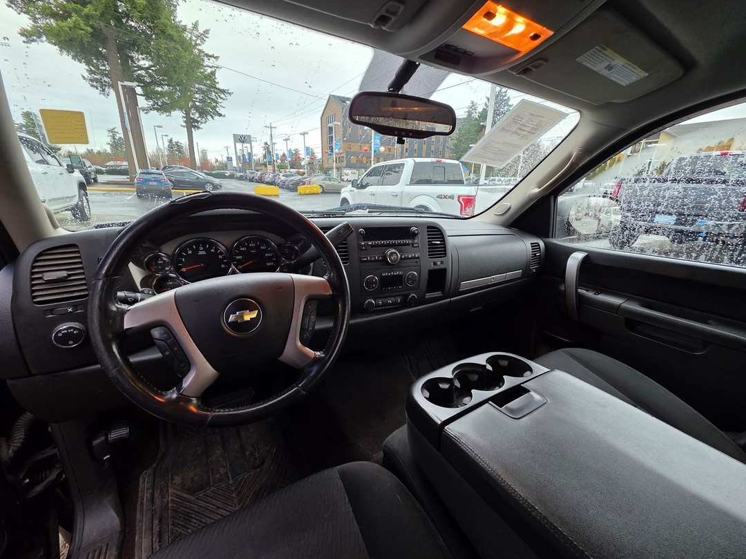 2013 Chevrolet Silverado 1500 LT - Image 12