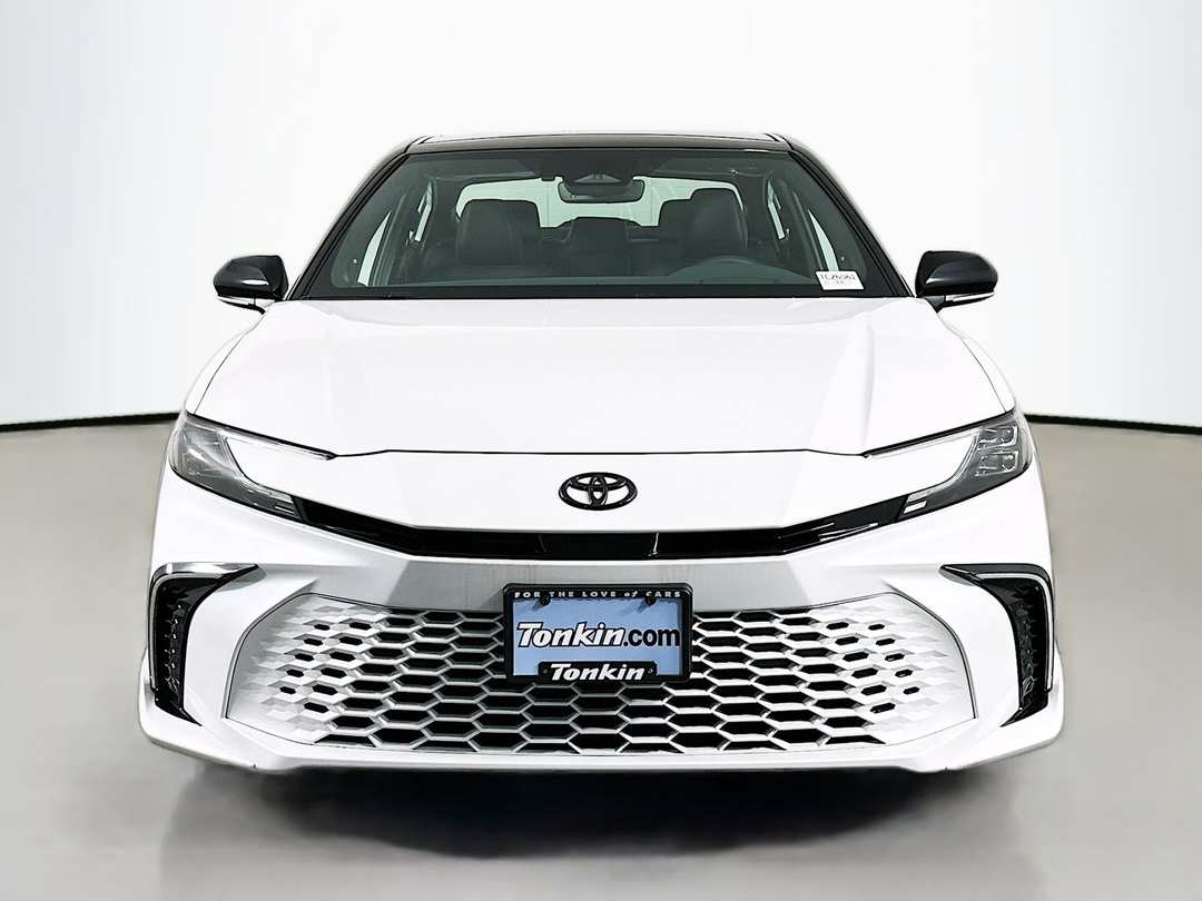 2026 Toyota Camry XSE - Image 2