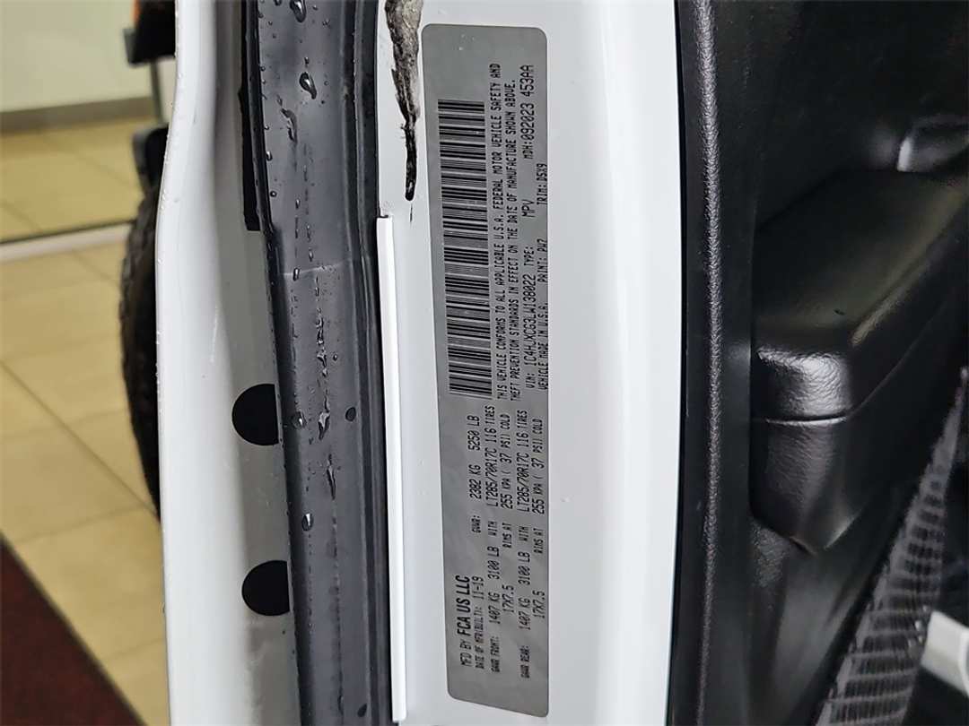 2020 Jeep Wrangler Rubicon - Image 32