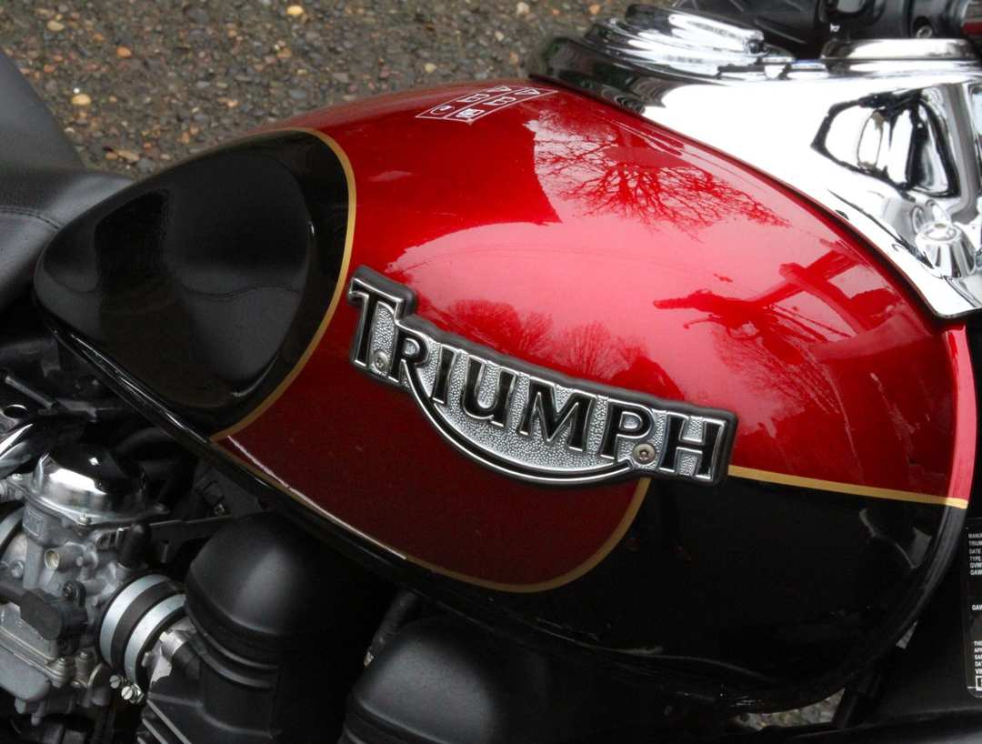 2006 Triumph Speedmaster - Image 3