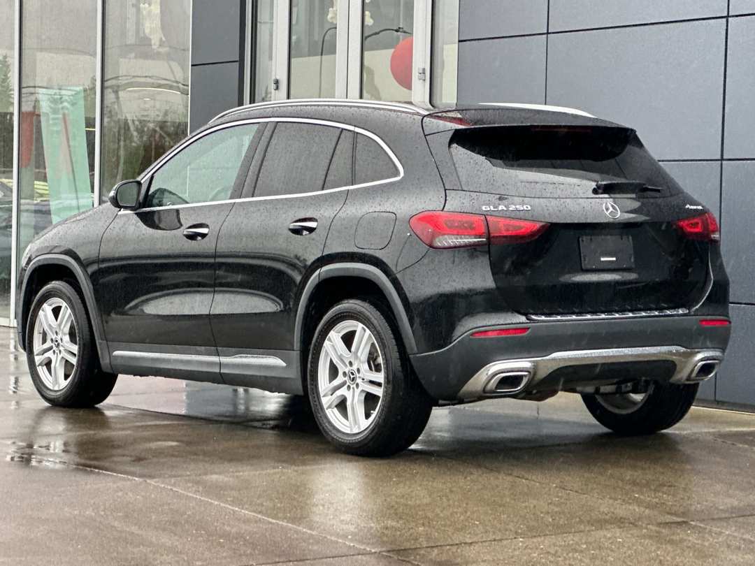 2022 Mercedes-Benz GLA GLA 250 - Image 5