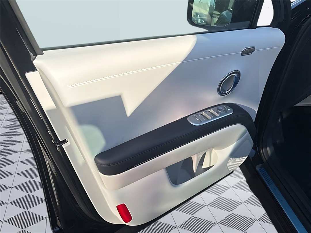 2026 Hyundai Palisade Calligraphy - Image 14