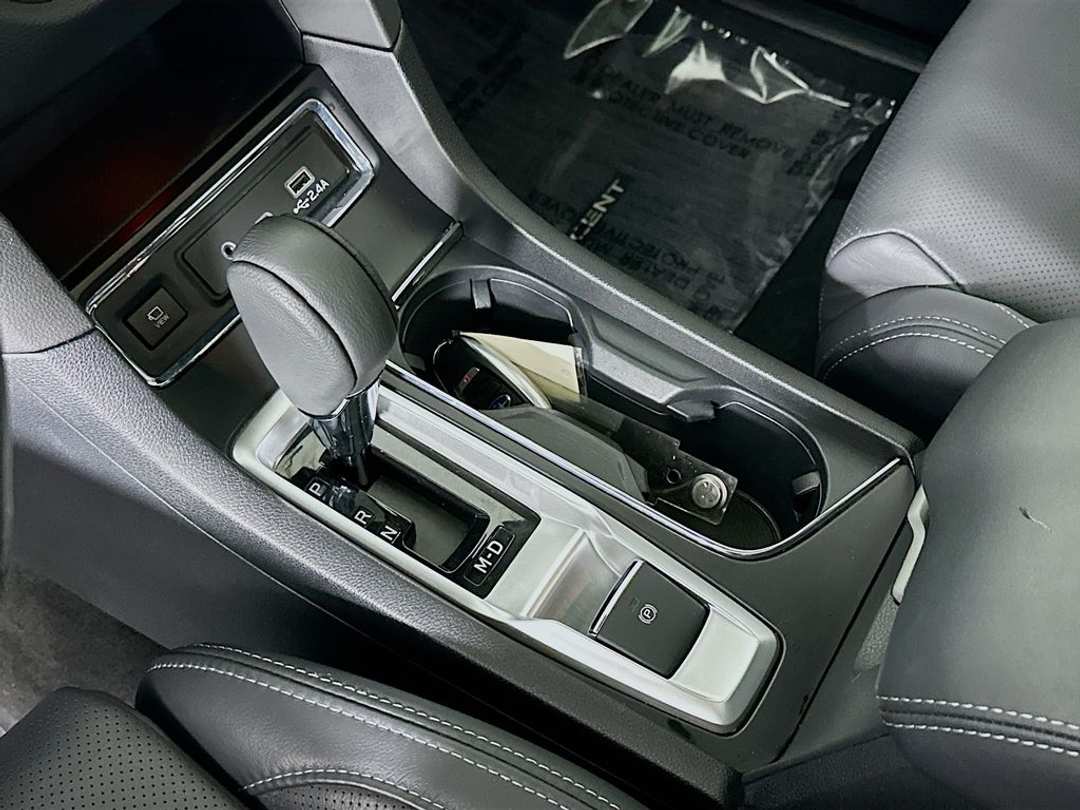 2023 Subaru Ascent Limited - Image 18