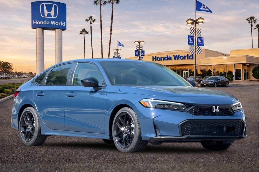 2026 Honda Civic Sport - Image 2