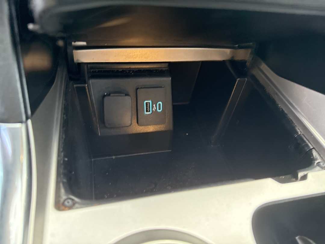 2020 Ford Explorer XLT - Image 41