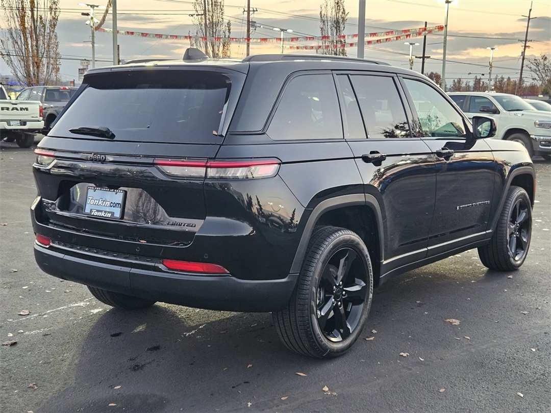 2025 Jeep Grand Cherokee Limited - Image 6