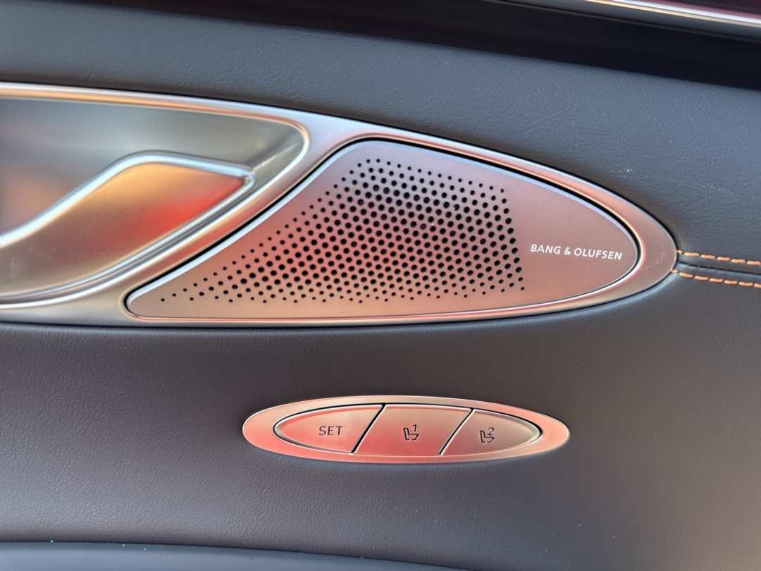 2026 Genesis Gv70 2.5T Sport Prestige - Image 17