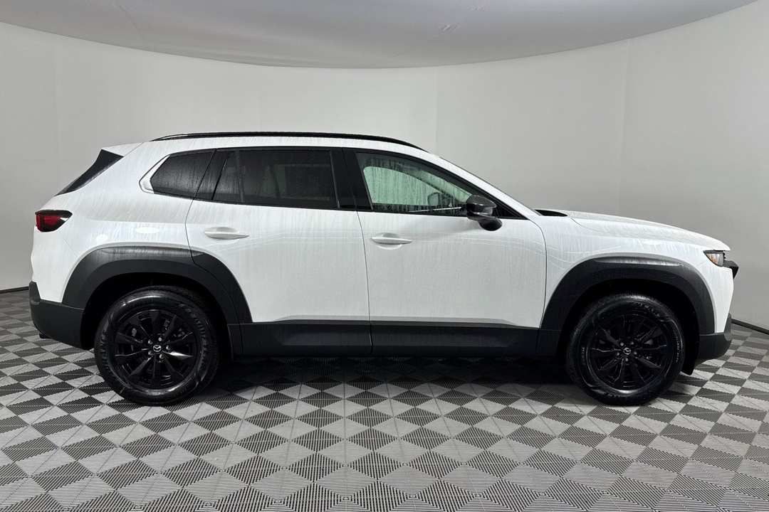 2026 MAZDA Cx-50 Premium - Image 3