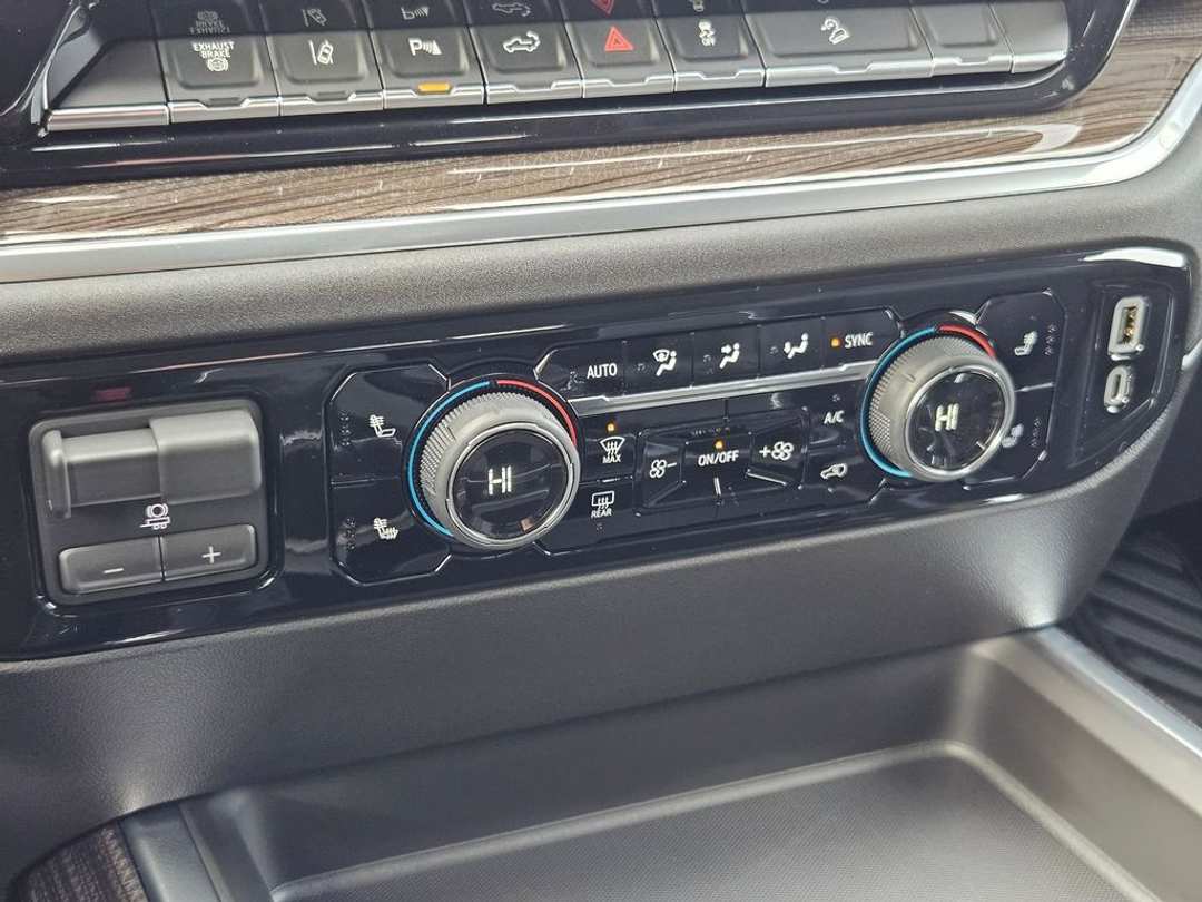 2026 Chevrolet Silverado 3500Hd LT - Image 23