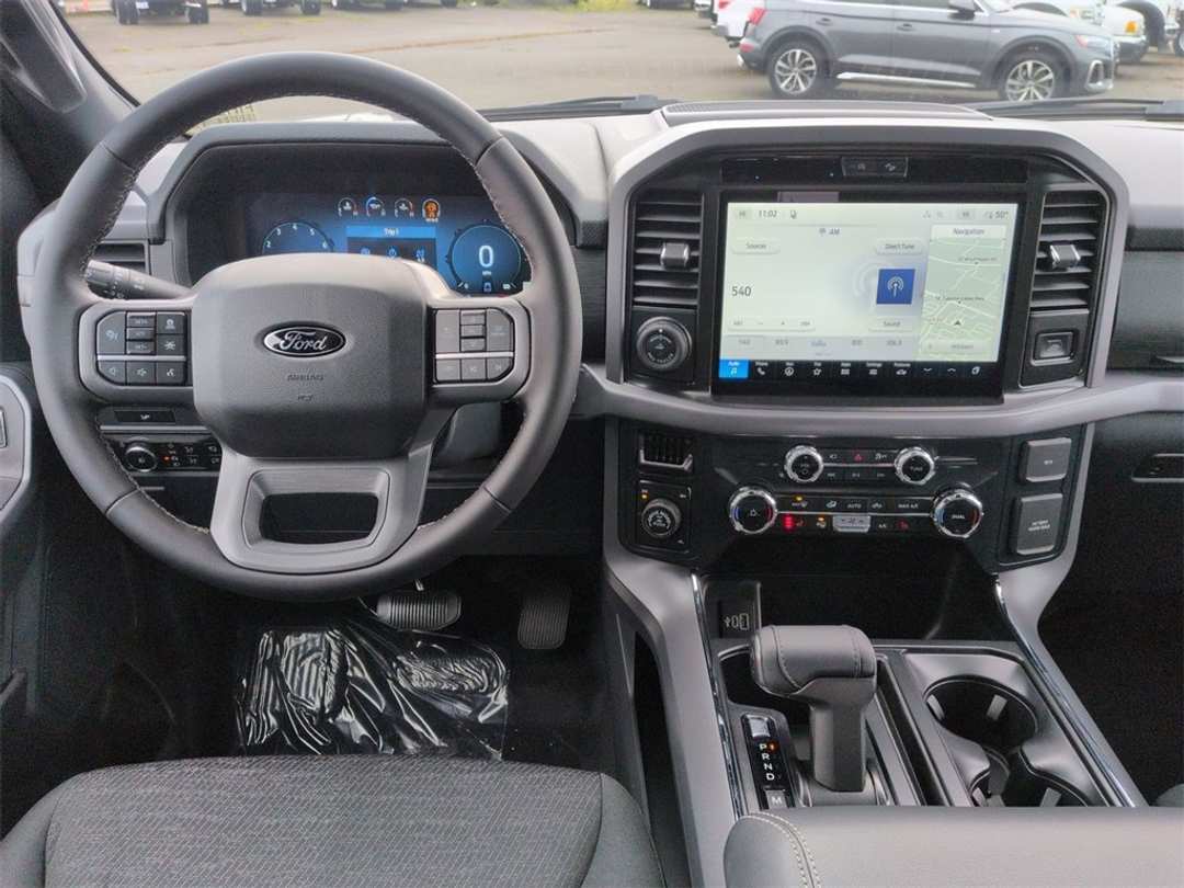 2026 Ford F-150 XLT - Image 23