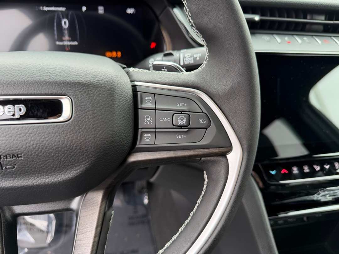 2026 Jeep Grand Cherokee Limited - Image 19