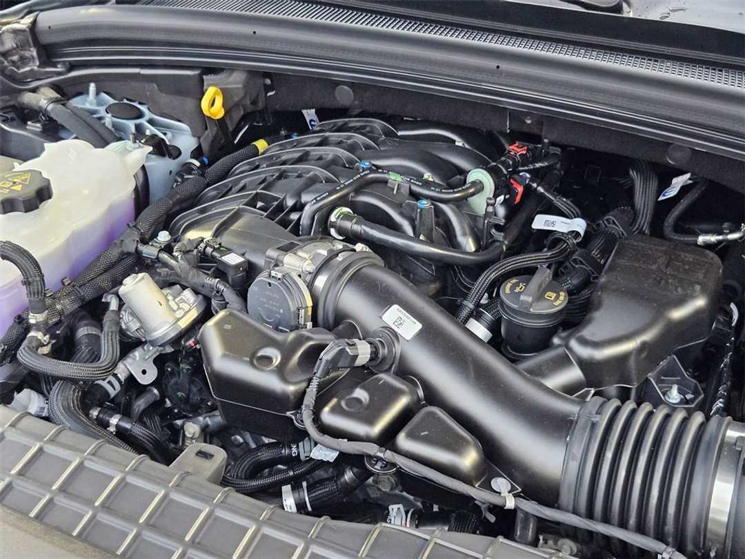 2025 Jeep Grand Cherokee Altitude X - Image 38