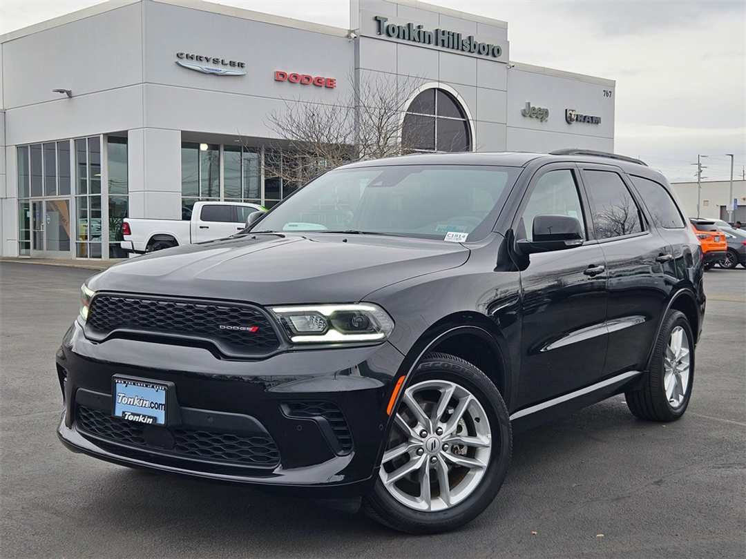2025 Dodge Durango GT Plus - Image 2