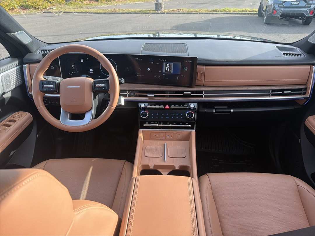 2025 Hyundai Santa Fe Limited - Image 26