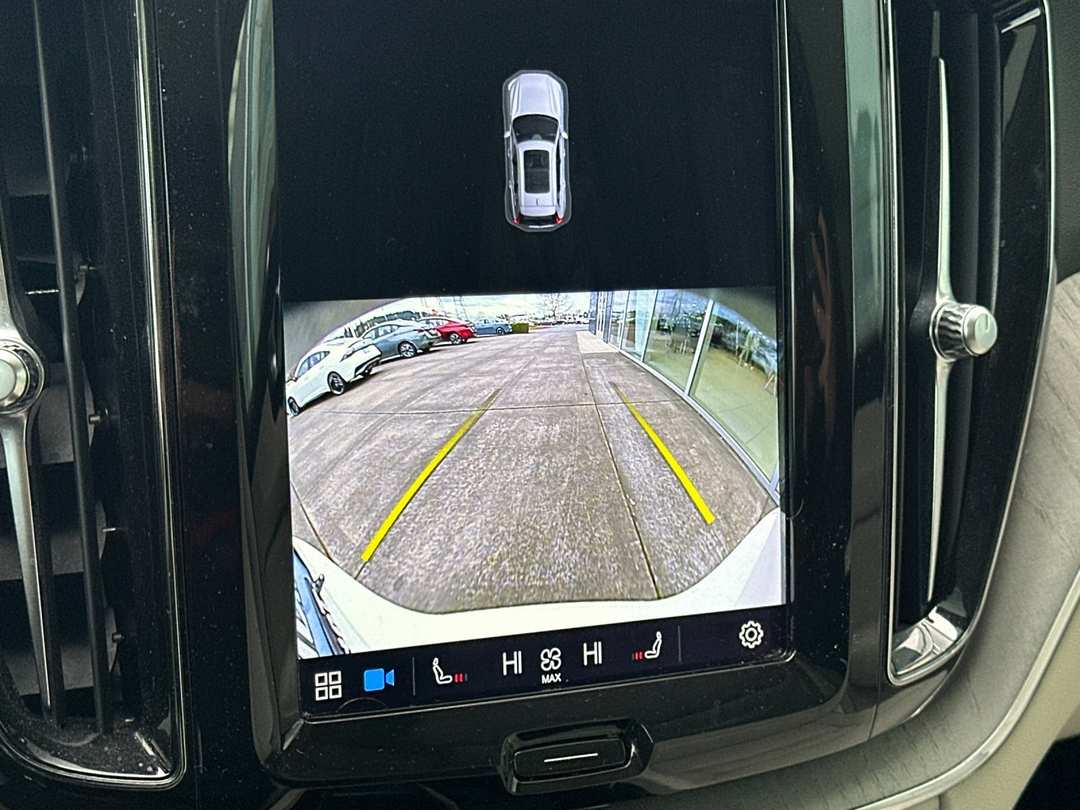2023 Volvo Xc60 B5 Plus Bright Theme - Image 19