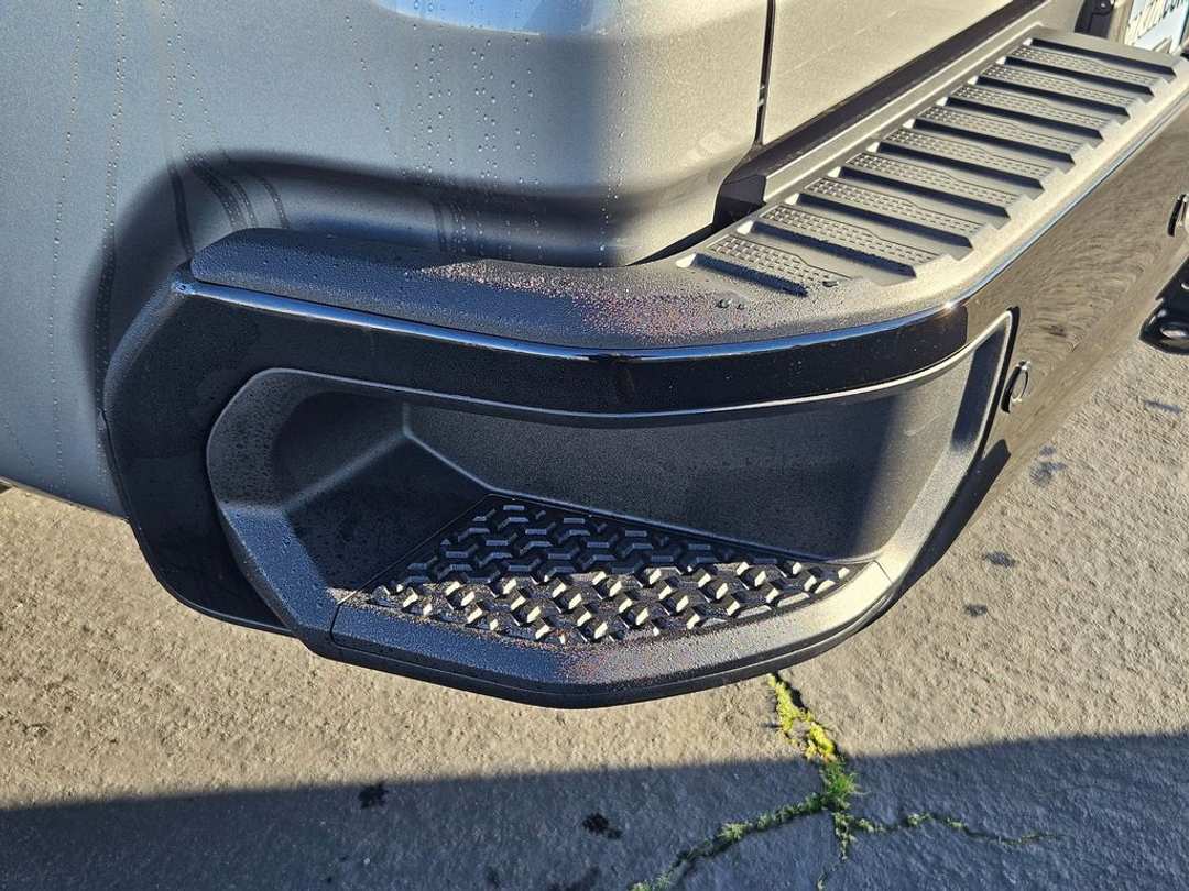 2026 Chevrolet Silverado 2500Hd LTZ - Image 33