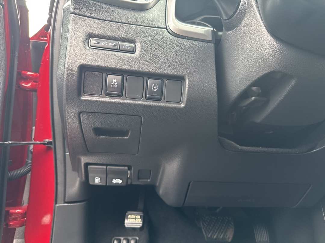 2022 Nissan Murano SV - Image 12