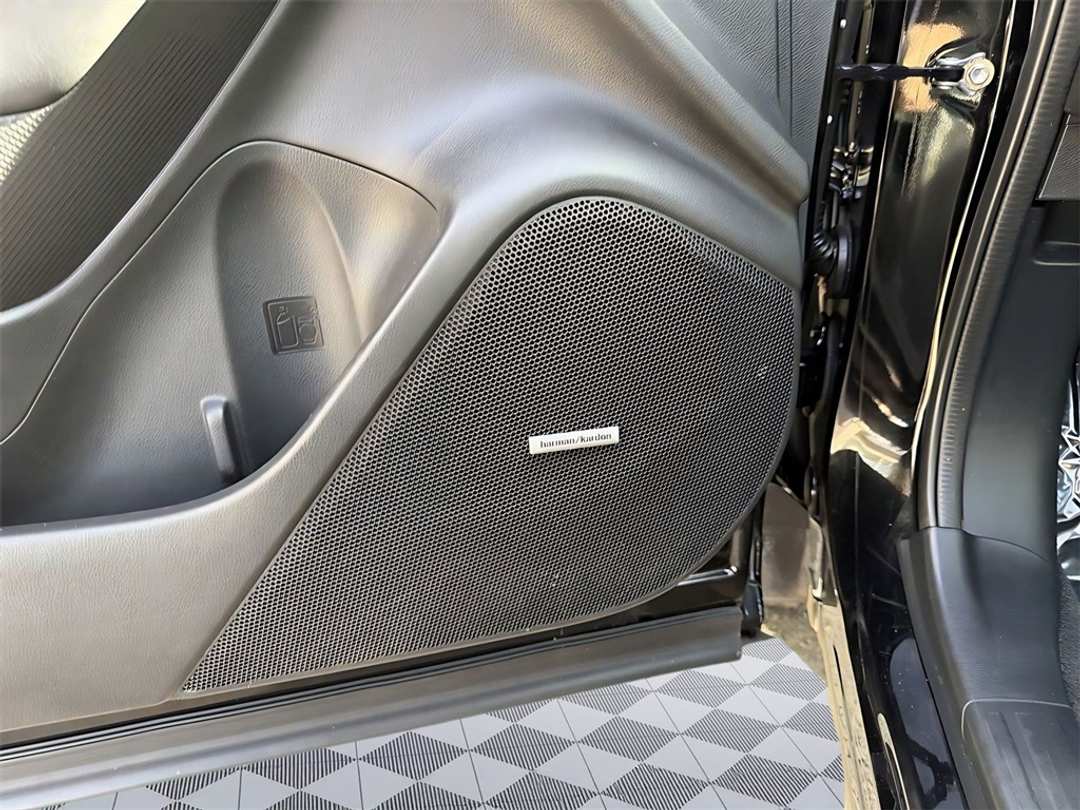 2021 Subaru Forester Limited - Image 13