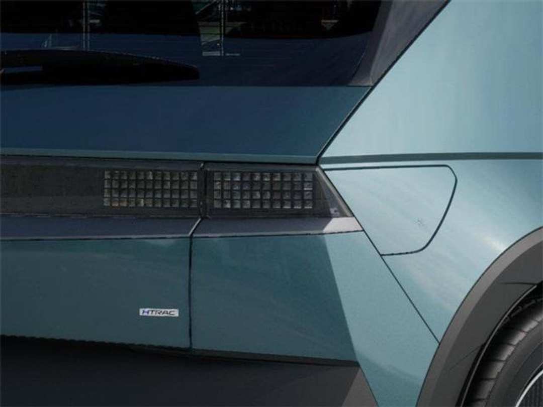 2026 Hyundai Ioniq 5 SEL - Image 10