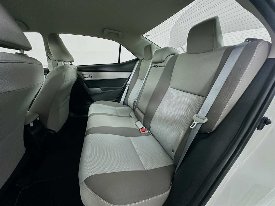 2019 Toyota Corolla LE - Image 22