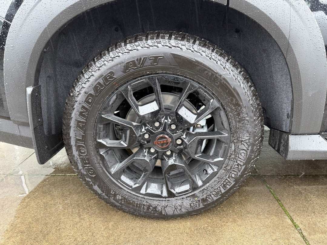 2026 Nissan Armada PRO4X - Image 9