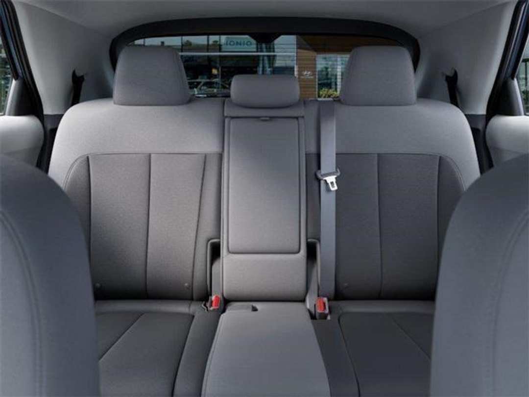 2026 Hyundai Ioniq 5 SE - Image 12