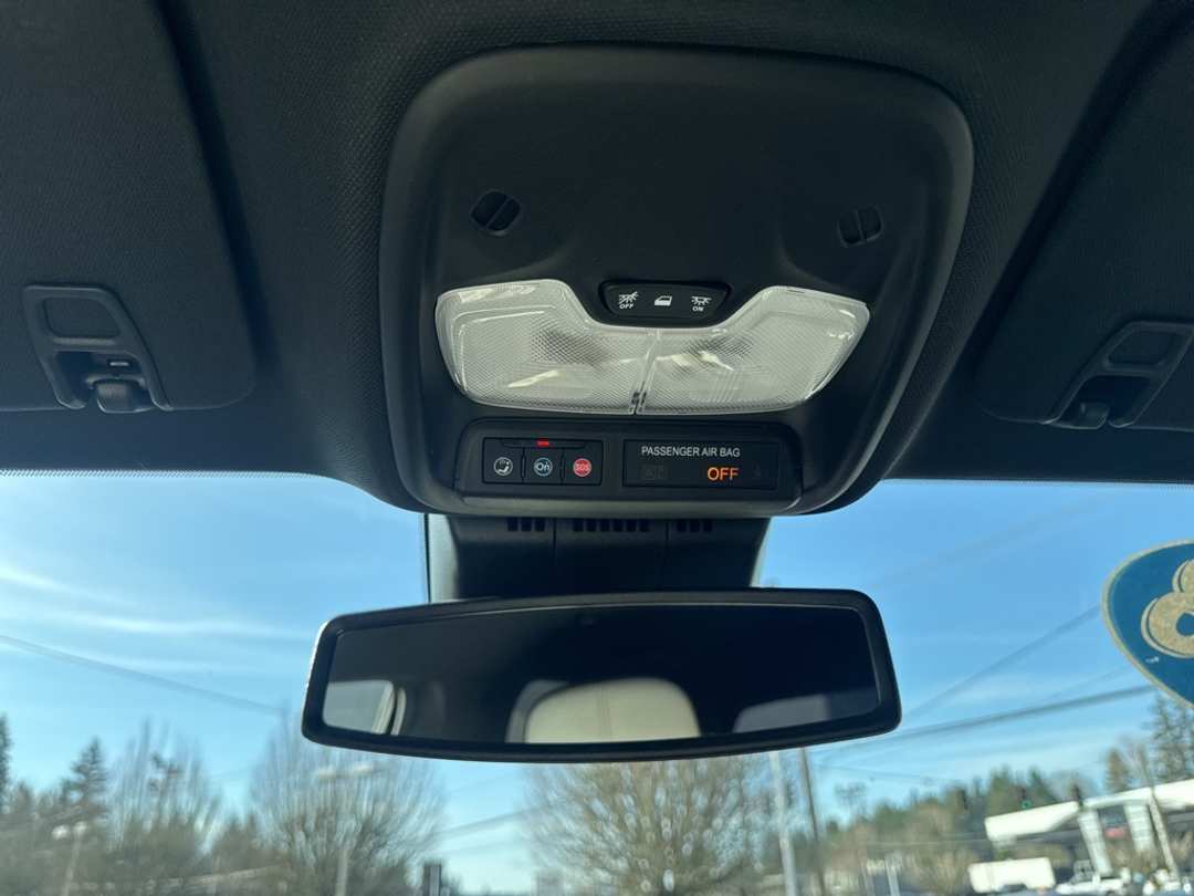 2023 GMC Canyon AT4X - Image 33