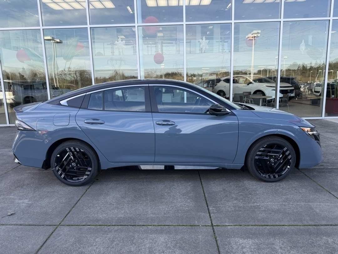 2026 Nissan Sentra SR - Image 8