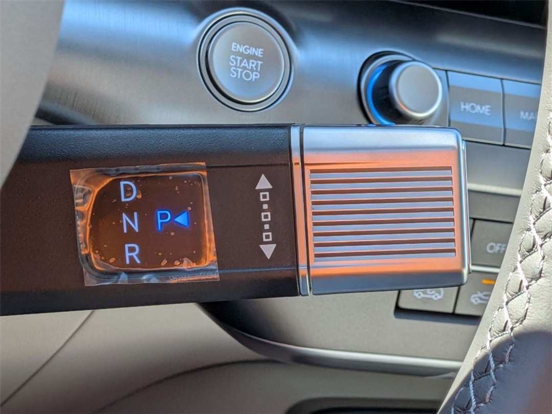 2026 Hyundai Kona SEL Premium - Image 17