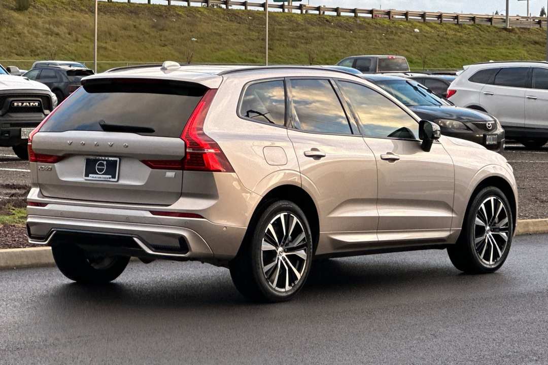 2023 Volvo Xc60 Recharge Ultimate - Image 3